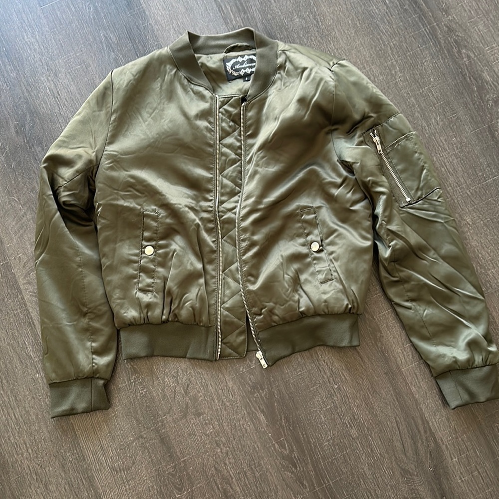 Forever21 green bomber jacket